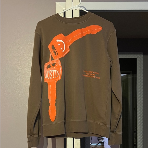 Post Malone Tour 2023 Sweater Orange Key Design - Picture 1 of 8